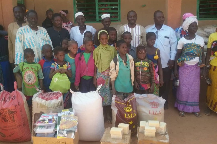 Des livres pour aider le Burkina Faso